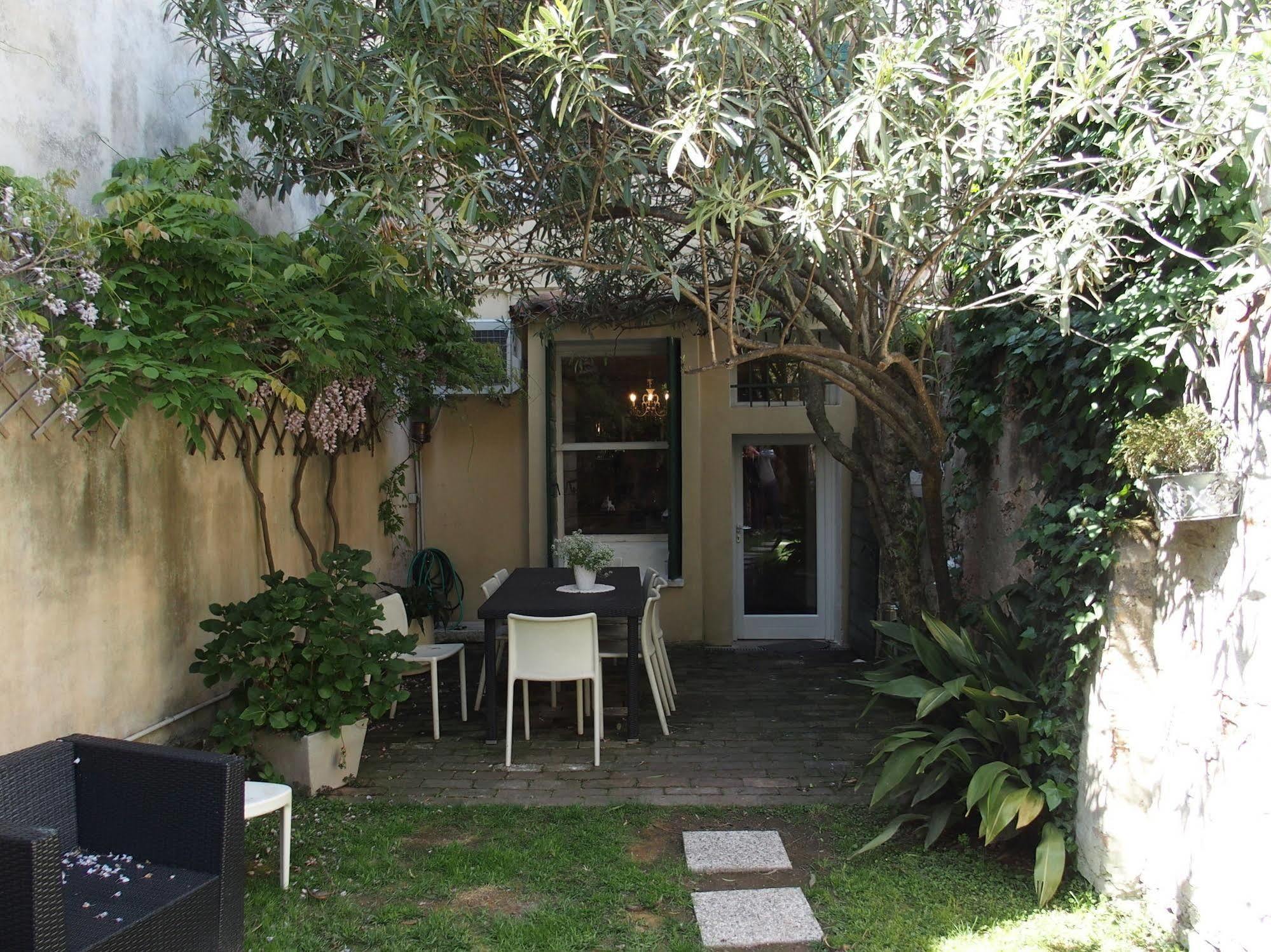 19 Borgo Cavour Bed & Breakfast Treviso Luaran gambar